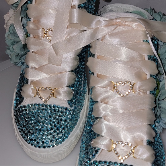 Elegant Crystal Embellished Sneakers - Picture 11 of 12